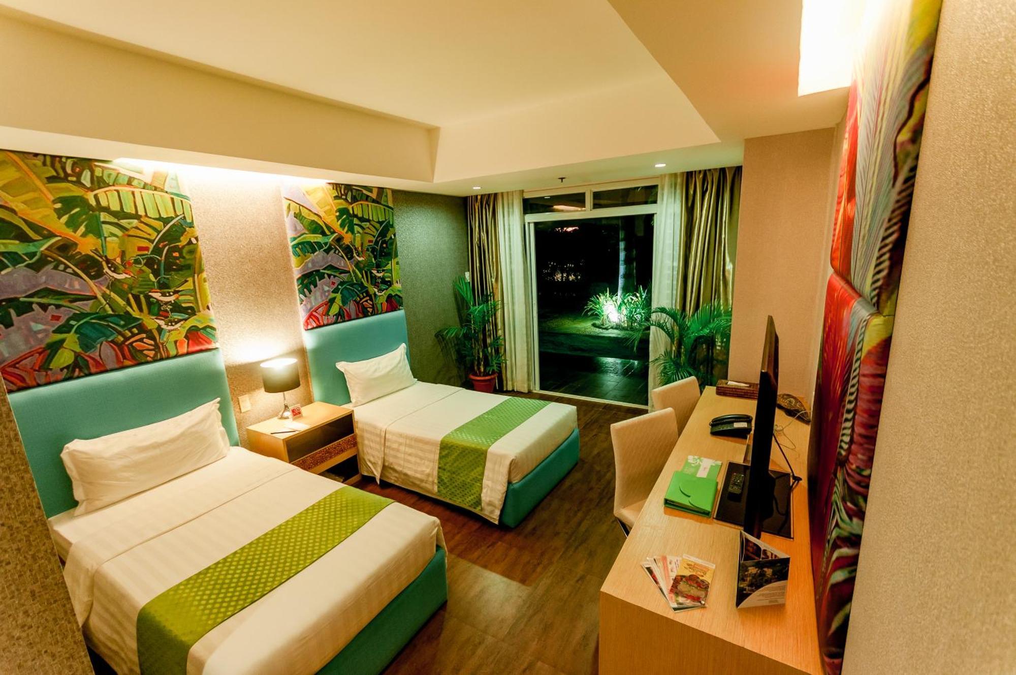 Aziza Paradise Hotel Puerto Princesa Ngoại thất bức ảnh