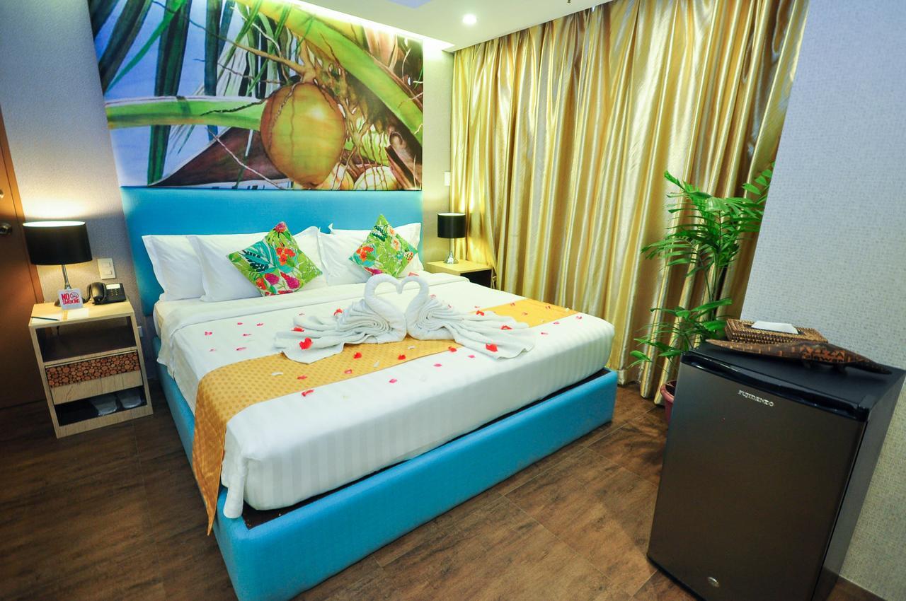 Aziza Paradise Hotel Puerto Princesa Ngoại thất bức ảnh