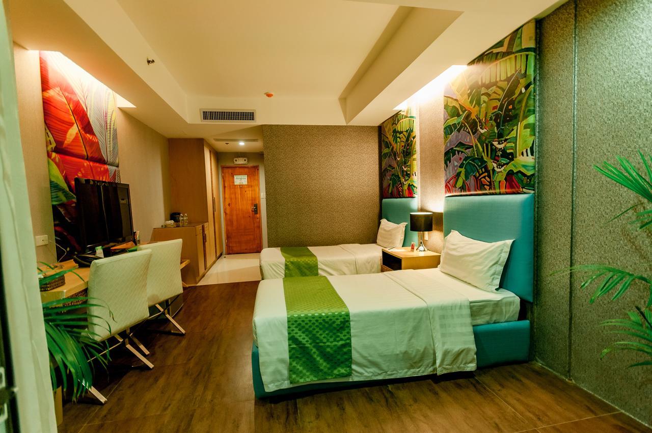 Aziza Paradise Hotel Puerto Princesa Ngoại thất bức ảnh