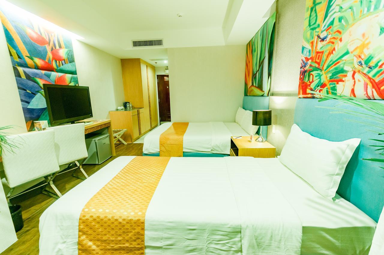 Aziza Paradise Hotel Puerto Princesa Ngoại thất bức ảnh