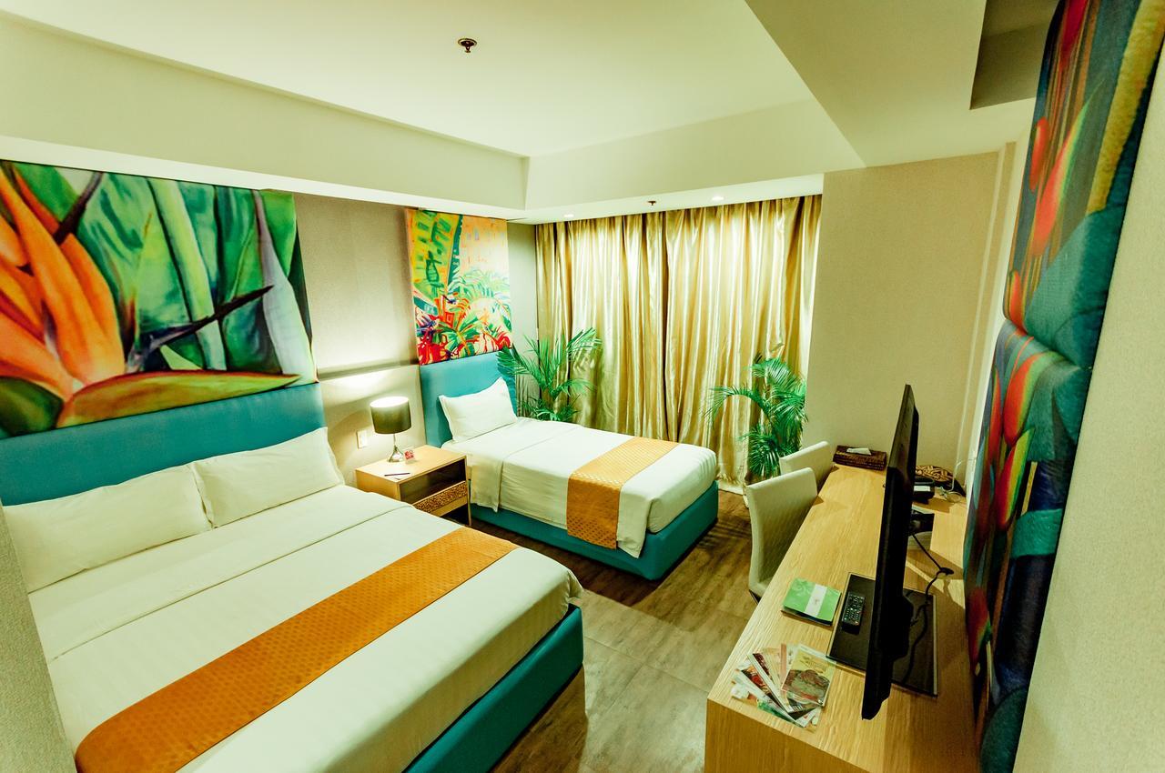 Aziza Paradise Hotel Puerto Princesa Ngoại thất bức ảnh