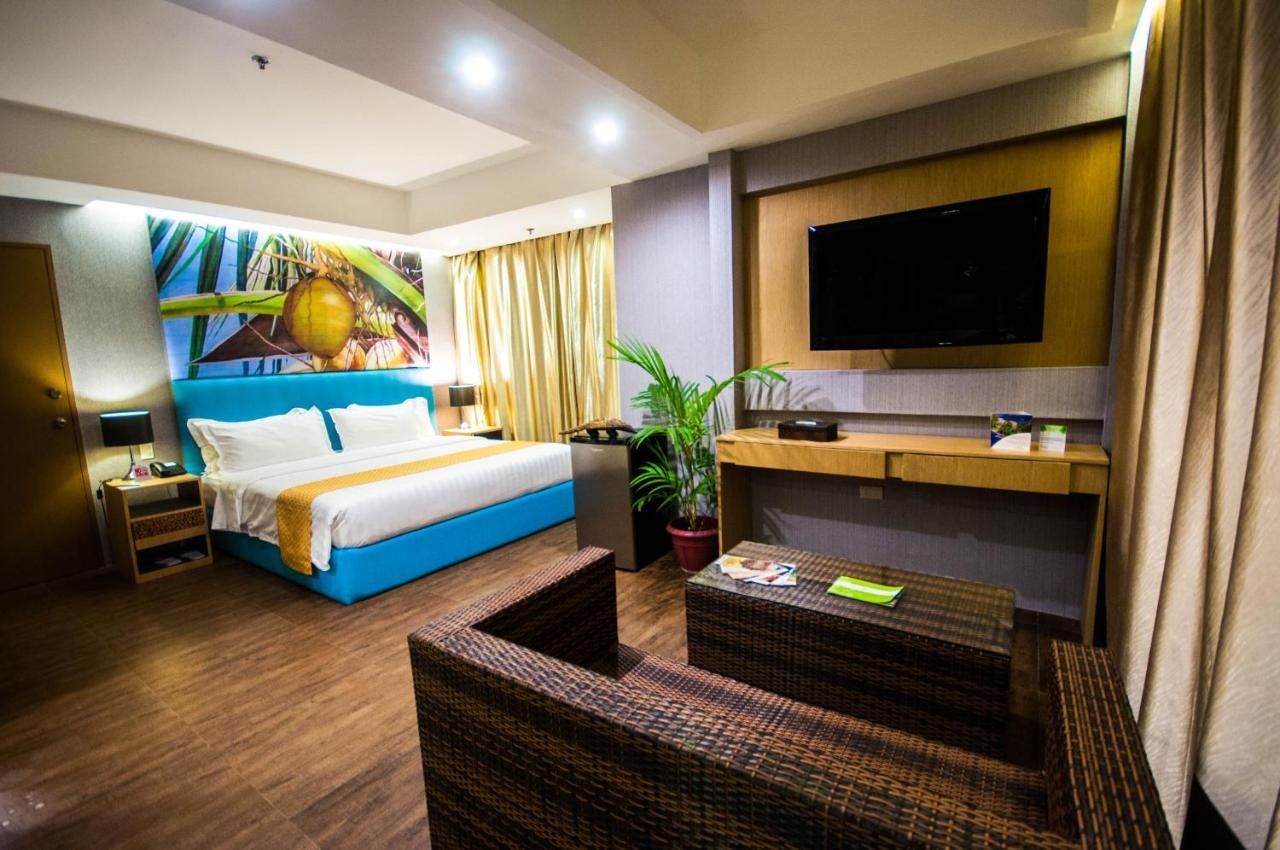 Aziza Paradise Hotel Puerto Princesa Ngoại thất bức ảnh