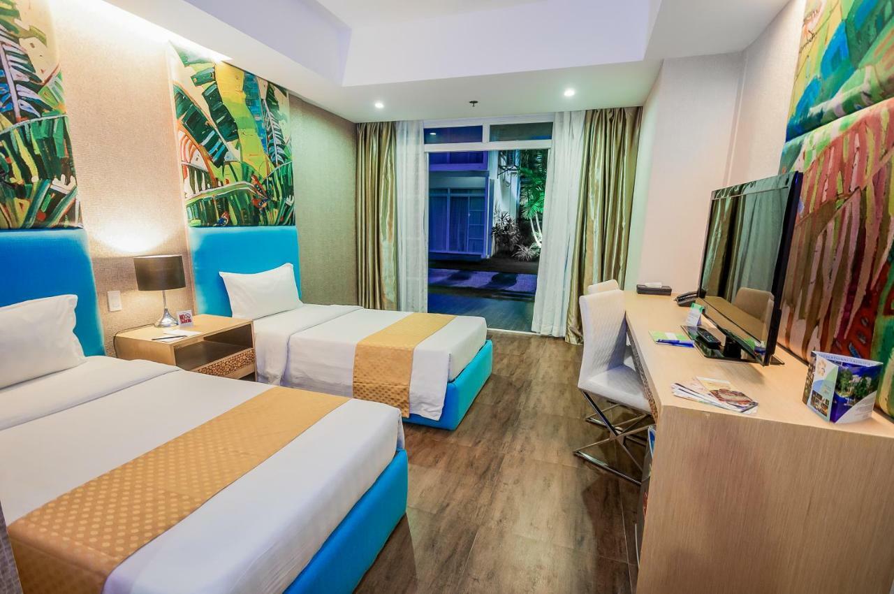 Aziza Paradise Hotel Puerto Princesa Ngoại thất bức ảnh