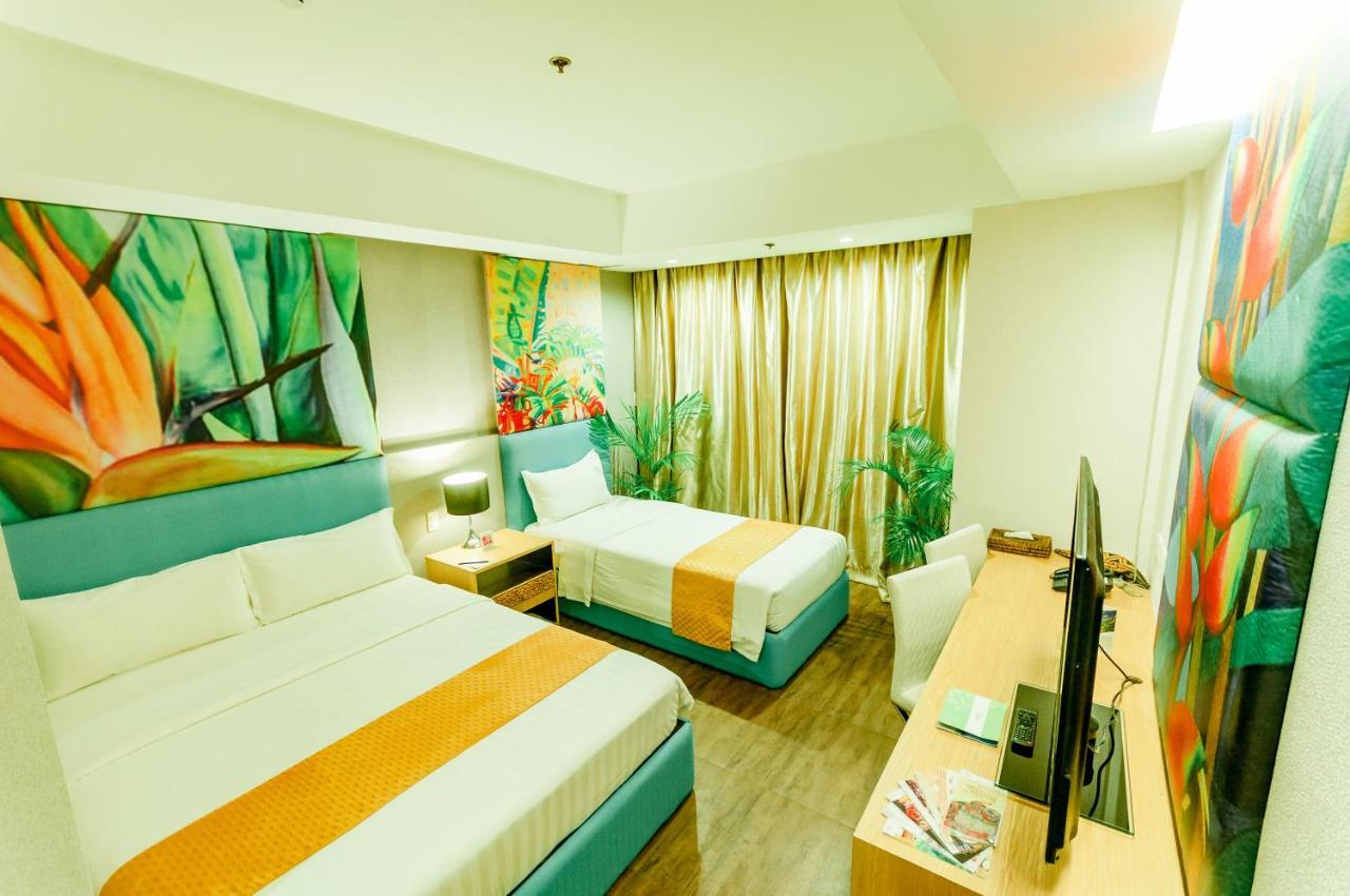 Aziza Paradise Hotel Puerto Princesa Ngoại thất bức ảnh